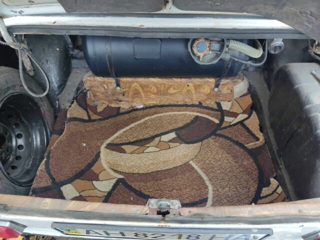 Білий ВАЗ 2106, об'ємом двигуна 0 л та пробігом 423 тис. км за 379 $, фото 5 на Automoto.ua