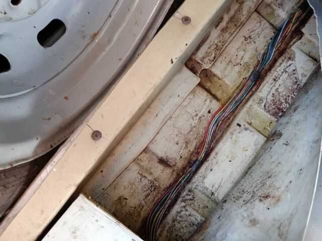 Бежевий ВАЗ 2106, об'ємом двигуна 1.3 л та пробігом 1000 тис. км за 714 $, фото 13 на Automoto.ua