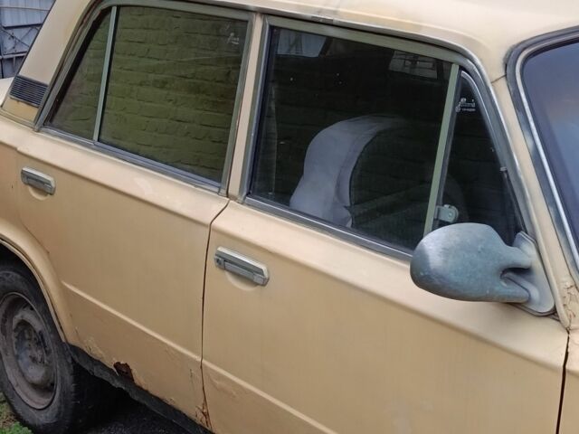 Бежевый ВАЗ 2106, объемом двигателя 0 л и пробегом 70 тыс. км за 500 $, фото 1 на Automoto.ua