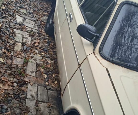 Бежевый ВАЗ 2106, объемом двигателя 1.3 л и пробегом 68 тыс. км за 477 $, фото 1 на Automoto.ua