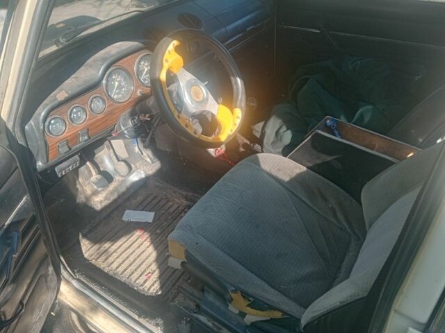 Бежевый ВАЗ 2106, объемом двигателя 1.3 л и пробегом 60 тыс. км за 358 $, фото 5 на Automoto.ua