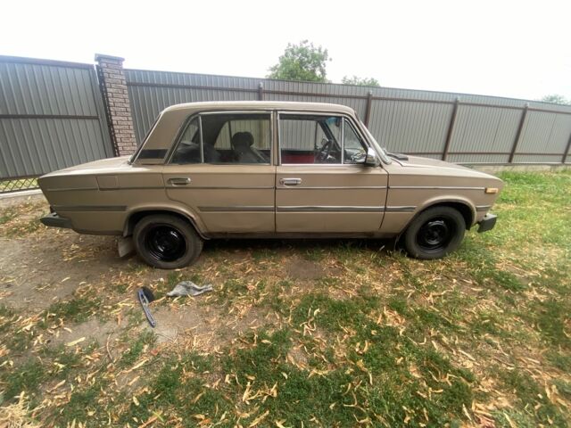 ВАЗ 2106 1987 у Борисполе на Automoto.ua Бежевий ВАЗ 2106, об'ємом двигуна 1.5 л та пробігом 2 тис. км за 622 $, фото 2 на Automoto.ua