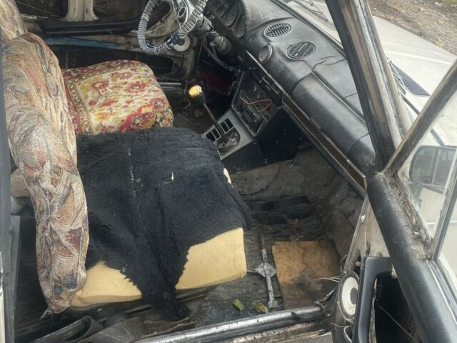 Бежевый ВАЗ 2106, объемом двигателя 1.5 л и пробегом 120 тыс. км за 370 $, фото 5 на Automoto.ua