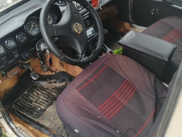 Бежевый ВАЗ 2106, объемом двигателя 0 л и пробегом 2 тыс. км за 309 $, фото 4 на Automoto.ua