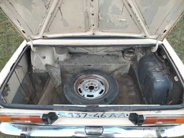 Бежевый ВАЗ 2106, объемом двигателя 0 л и пробегом 200 тыс. км за 402 $, фото 2 на Automoto.ua