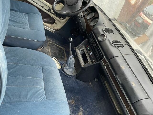 Бежевый ВАЗ 2106, объемом двигателя 0 л и пробегом 3 тыс. км за 357 $, фото 4 на Automoto.ua