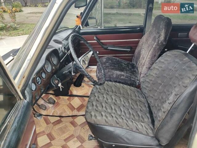 Бежевий ВАЗ 2106, об'ємом двигуна 1.46 л та пробігом 200 тис. км за 650 $, фото 5 на Automoto.ua