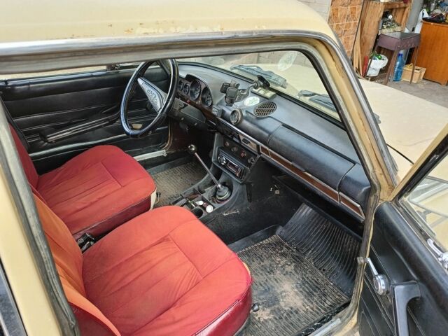 Бежевый ВАЗ 2106, объемом двигателя 1.6 л и пробегом 100 тыс. км за 670 $, фото 4 на Automoto.ua