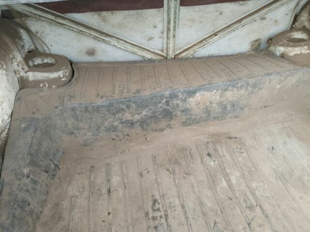 Бежевий ВАЗ 2106, об'ємом двигуна 1.3 л та пробігом 5 тис. км за 332 $, фото 6 на Automoto.ua