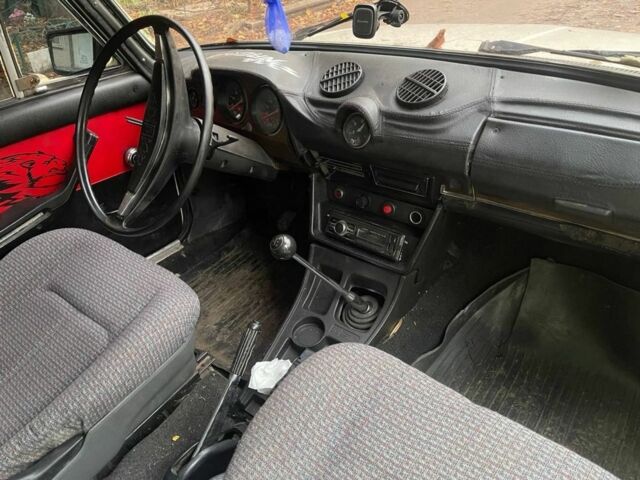 ВАЗ 2106 1984 в Кривом Роге на Automoto.ua Бежевый ВАЗ 2106, объемом двигателя 1.5 л и пробегом 140 тыс. км за 1023 $, фото 4 на Automoto.ua