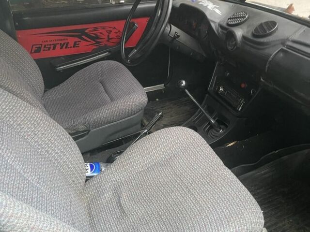 ВАЗ 2106 1984 в Кривом Роге на Automoto.ua Бежевый ВАЗ 2106, объемом двигателя 1.5 л и пробегом 140 тыс. км за 1023 $, фото 6 на Automoto.ua