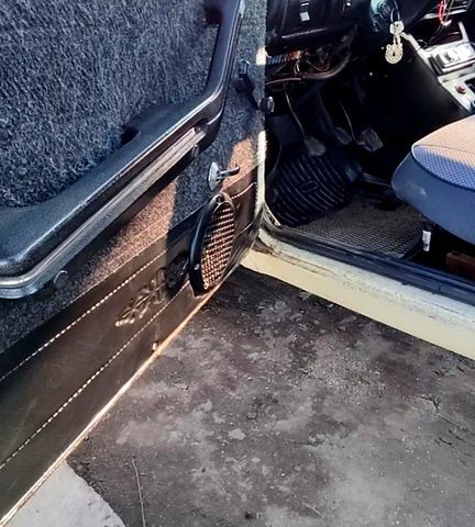 Бежевий ВАЗ 2106, об'ємом двигуна 1.3 л та пробігом 85 тис. км за 1050 $, фото 2 на Automoto.ua