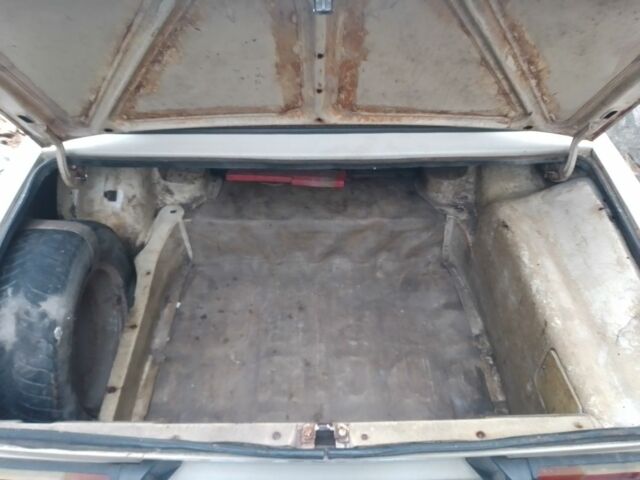 Бежевий ВАЗ 2106, об'ємом двигуна 1.5 л та пробігом 80 тис. км за 780 $, фото 11 на Automoto.ua