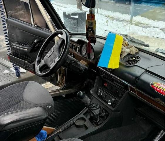 Бежевый ВАЗ 2106, объемом двигателя 0 л и пробегом 3 тыс. км за 600 $, фото 1 на Automoto.ua