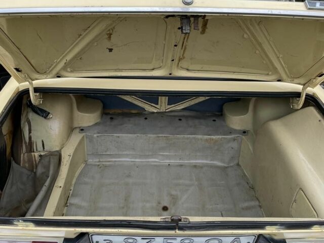 Бежевий ВАЗ 2106, об'ємом двигуна 0 л та пробігом 56 тис. км за 1000 $, фото 13 на Automoto.ua