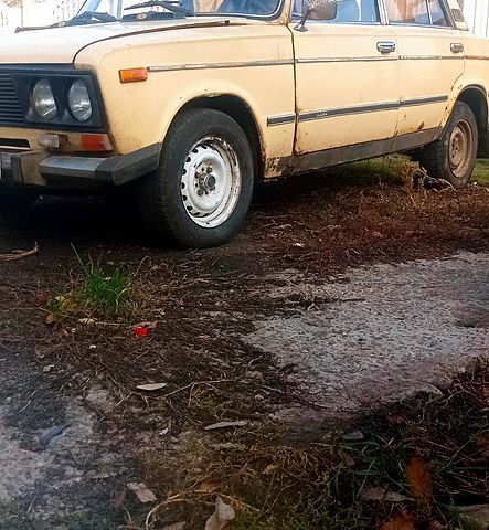 Бежевый ВАЗ 2106, объемом двигателя 1.3 л и пробегом 250 тыс. км за 440 $, фото 2 на Automoto.ua