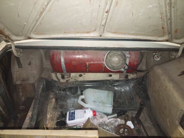 Бежевый ВАЗ 2106, объемом двигателя 1.5 л и пробегом 585 тыс. км за 400 $, фото 5 на Automoto.ua