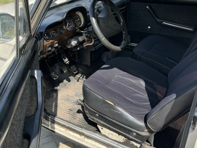 Бежевий ВАЗ 2106, об'ємом двигуна 1.3 л та пробігом 250 тис. км за 700 $, фото 6 на Automoto.ua