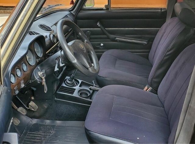 Бежевый ВАЗ 2106, объемом двигателя 0 л и пробегом 100 тыс. км за 690 $, фото 4 на Automoto.ua