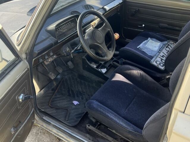 Бежевый ВАЗ 2106, объемом двигателя 1.6 л и пробегом 50 тыс. км за 350 $, фото 3 на Automoto.ua