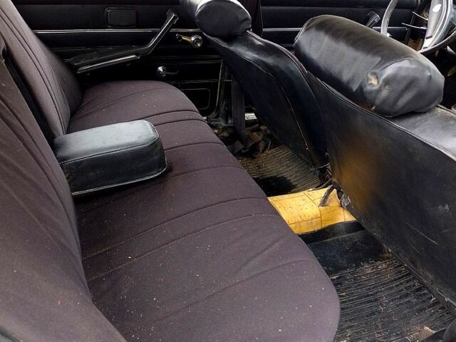 Бежевый ВАЗ 2106, объемом двигателя 1.3 л и пробегом 178 тыс. км за 350 $, фото 5 на Automoto.ua