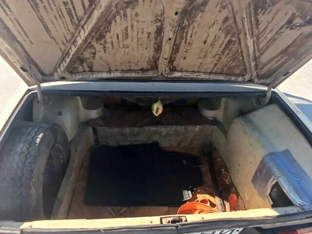 ВАЗ 2106 1987 в Новом Буге на Automoto.ua Бежевый ВАЗ 2106, объемом двигателя 1.5 л и пробегом 80 тыс. км за 600 $, фото 5 на Automoto.ua