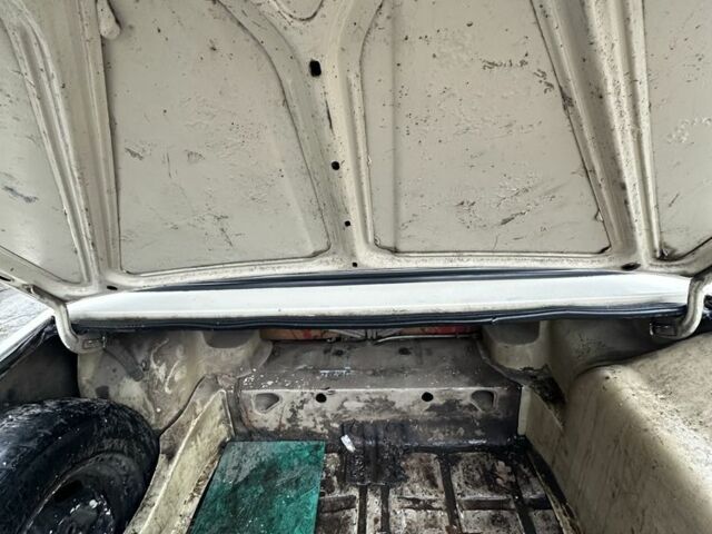 Бежевый ВАЗ 2106, объемом двигателя 1.3 л и пробегом 99 тыс. км за 618 $, фото 5 на Automoto.ua