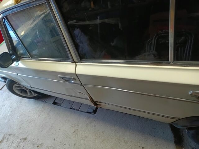 Бежевый ВАЗ 2106, объемом двигателя 0 л и пробегом 1 тыс. км за 800 $, фото 3 на Automoto.ua