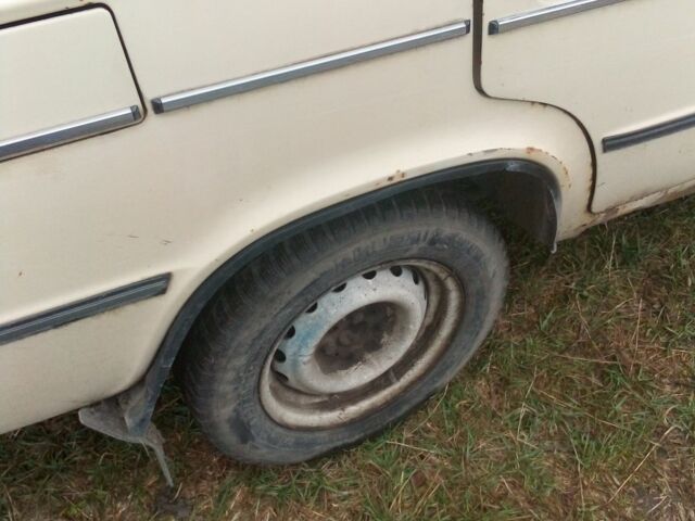 Бежевый ВАЗ 2106, объемом двигателя 0 л и пробегом 100 тыс. км за 382 $, фото 2 на Automoto.ua