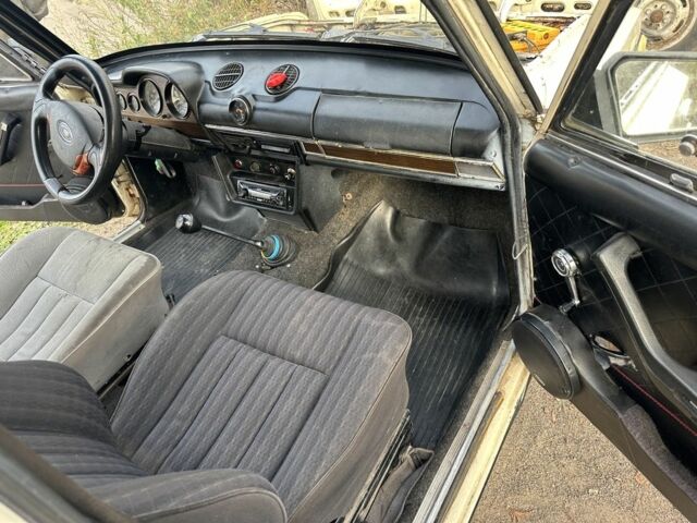 Бежевый ВАЗ 2106, объемом двигателя 1.5 л и пробегом 86 тыс. км за 716 $, фото 12 на Automoto.ua