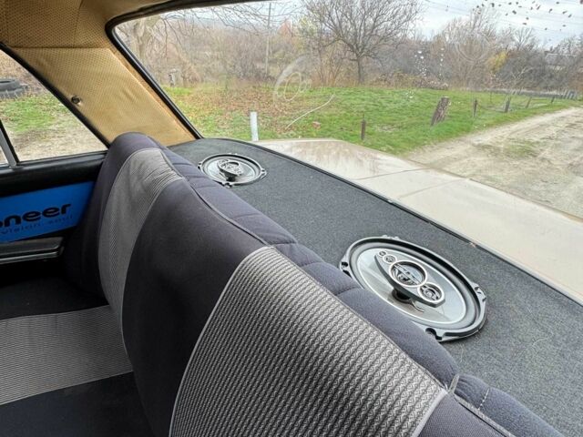 Бежевый ВАЗ 2106, объемом двигателя 1.3 л и пробегом 1000 тыс. км за 1000 $, фото 6 на Automoto.ua