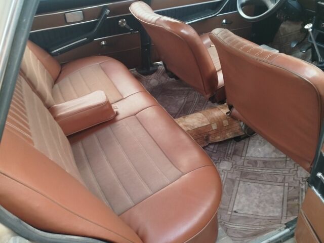 Бежевый ВАЗ 2106, объемом двигателя 0 л и пробегом 222 тыс. км за 426 $, фото 4 на Automoto.ua