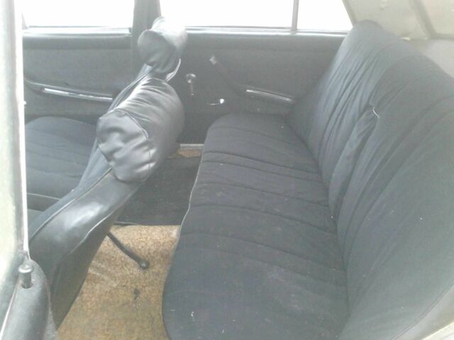 Бежевый ВАЗ 2106, объемом двигателя 1.3 л и пробегом 200 тыс. км за 474 $, фото 9 на Automoto.ua