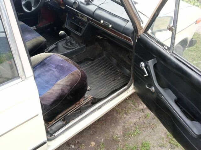 Бежевый ВАЗ 2106, объемом двигателя 1.6 л и пробегом 127 тыс. км за 399 $, фото 2 на Automoto.ua