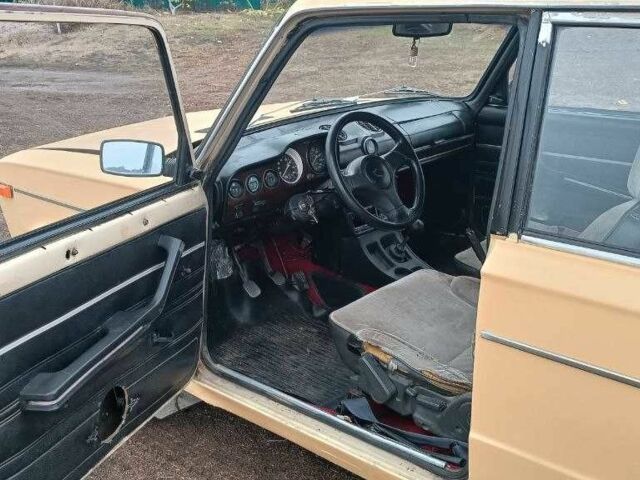 Бежевый ВАЗ 2106, объемом двигателя 1.5 л и пробегом 10 тыс. км за 650 $, фото 7 на Automoto.ua