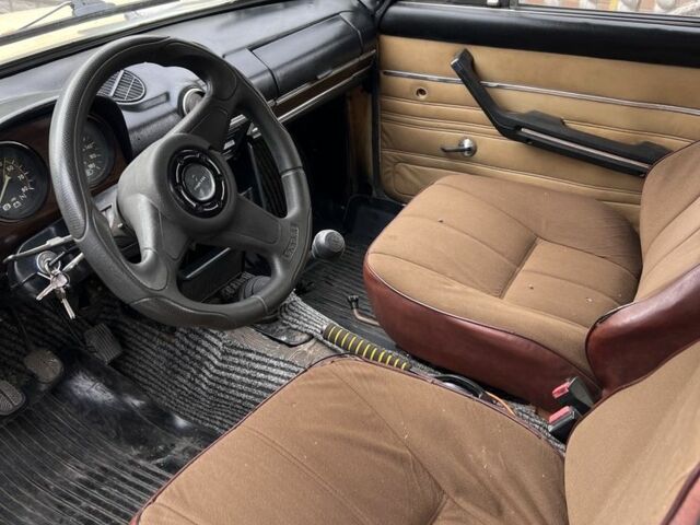 ВАЗ 2106 1987 в Золотоноше на Automoto.ua Бежевый ВАЗ 2106, объемом двигателя 1.3 л и пробегом 2 тыс. км за 288 $, фото 4 на Automoto.ua