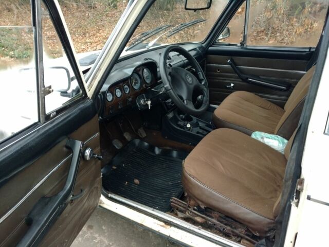 Бежевый ВАЗ 2106, объемом двигателя 1.5 л и пробегом 1000 тыс. км за 450 $, фото 3 на Automoto.ua