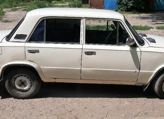Бежевый ВАЗ 2106, объемом двигателя 0 л и пробегом 2 тыс. км за 387 $, фото 3 на Automoto.ua