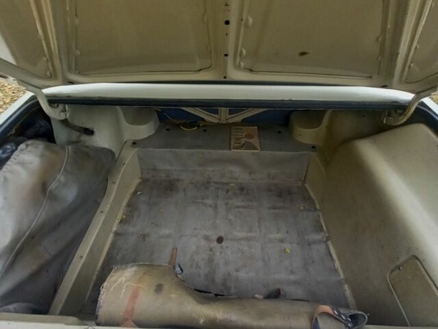 Бежевый ВАЗ 2106, объемом двигателя 1 л и пробегом 75 тыс. км за 1400 $, фото 4 на Automoto.ua