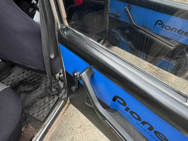 Бежевый ВАЗ 2106, объемом двигателя 1.3 л и пробегом 1000 тыс. км за 1000 $, фото 8 на Automoto.ua