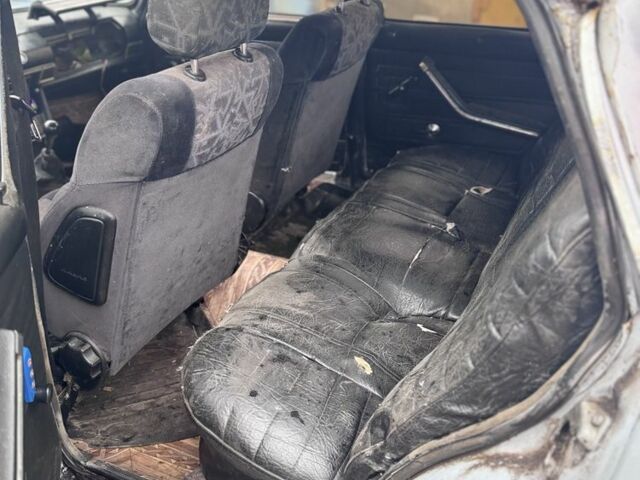 Бежевый ВАЗ 2106, объемом двигателя 1.5 л и пробегом 200 тыс. км за 350 $, фото 13 на Automoto.ua