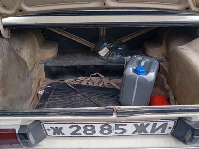 Бежевый ВАЗ 2106, объемом двигателя 0 л и пробегом 2 тыс. км за 1000 $, фото 4 на Automoto.ua