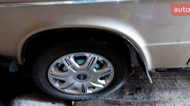 ВАЗ 2106 1988 в Шепетовке на Automoto.ua Бежевый ВАЗ 2106, объемом двигателя 1.3 л и пробегом 396 тыс. км за 800 $, фото 6 на Automoto.ua