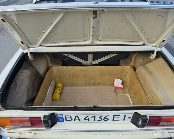 ВАЗ 2106 1988 у Кропивницькому (Кіровограді) на Automoto.ua Бежевий ВАЗ 2106, об'ємом двигуна 1.3 л та пробігом 137 тис. км за 1700 $, фото 14 на Automoto.ua