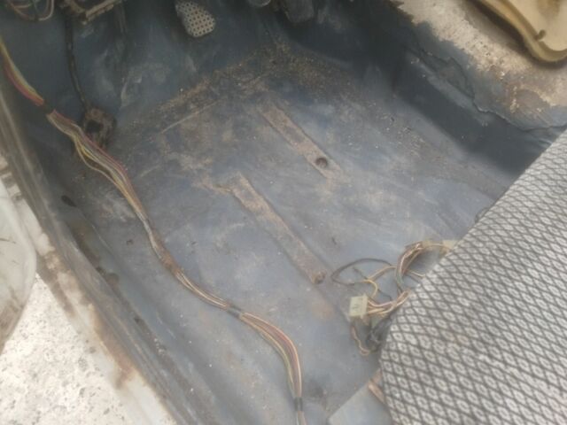 Бежевий ВАЗ 2106, об'ємом двигуна 1.6 л та пробігом 780 тис. км за 700 $, фото 5 на Automoto.ua