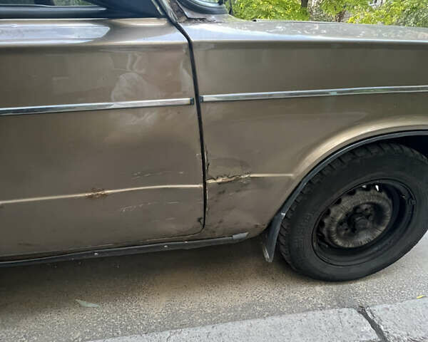 Бежевый ВАЗ 2106, объемом двигателя 1.3 л и пробегом 400 тыс. км за 990 $, фото 3 на Automoto.ua