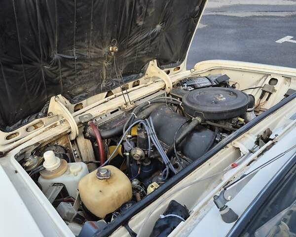 ВАЗ 2106 1988 у Кропивницькому (Кіровограді) на Automoto.ua Бежевий ВАЗ 2106, об'ємом двигуна 1.3 л та пробігом 137 тис. км за 1700 $, фото 22 на Automoto.ua