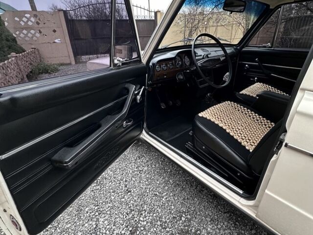 Бежевый ВАЗ 2106, объемом двигателя 0 л и пробегом 63 тыс. км за 2000 $, фото 13 на Automoto.ua