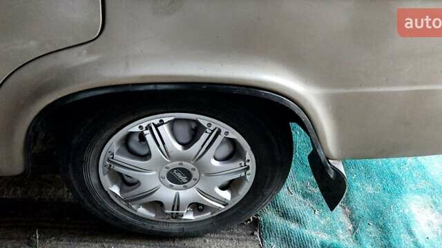 ВАЗ 2106 1988 в Шепетовке на Automoto.ua Бежевый ВАЗ 2106, объемом двигателя 1.3 л и пробегом 396 тыс. км за 800 $, фото 12 на Automoto.ua