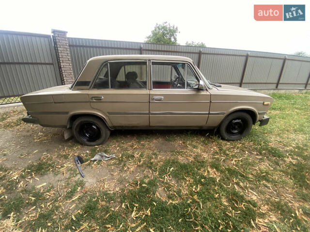ВАЗ 2106 1988 у Борисполе на Automoto.ua Бежевий ВАЗ 2106, об'ємом двигуна 1.5 л та пробігом 300 тис. км за 644 $, фото 4 на Automoto.ua